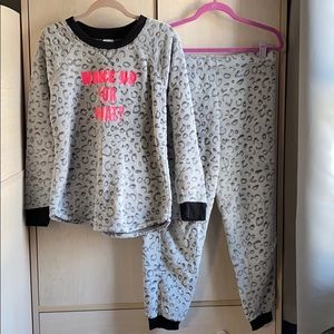 SECRET TREASURES two piece